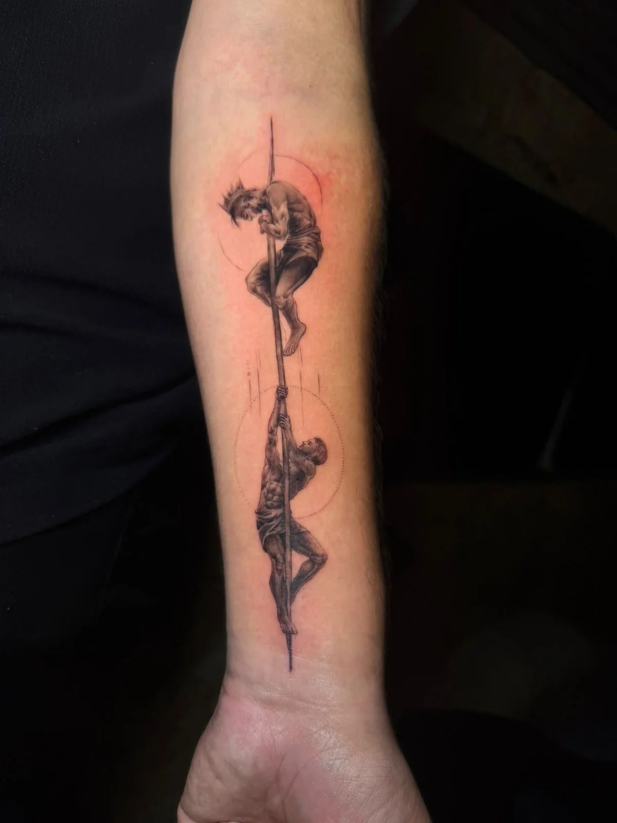 Tattoo station tarafından yapılan dövme: iskelet figürü