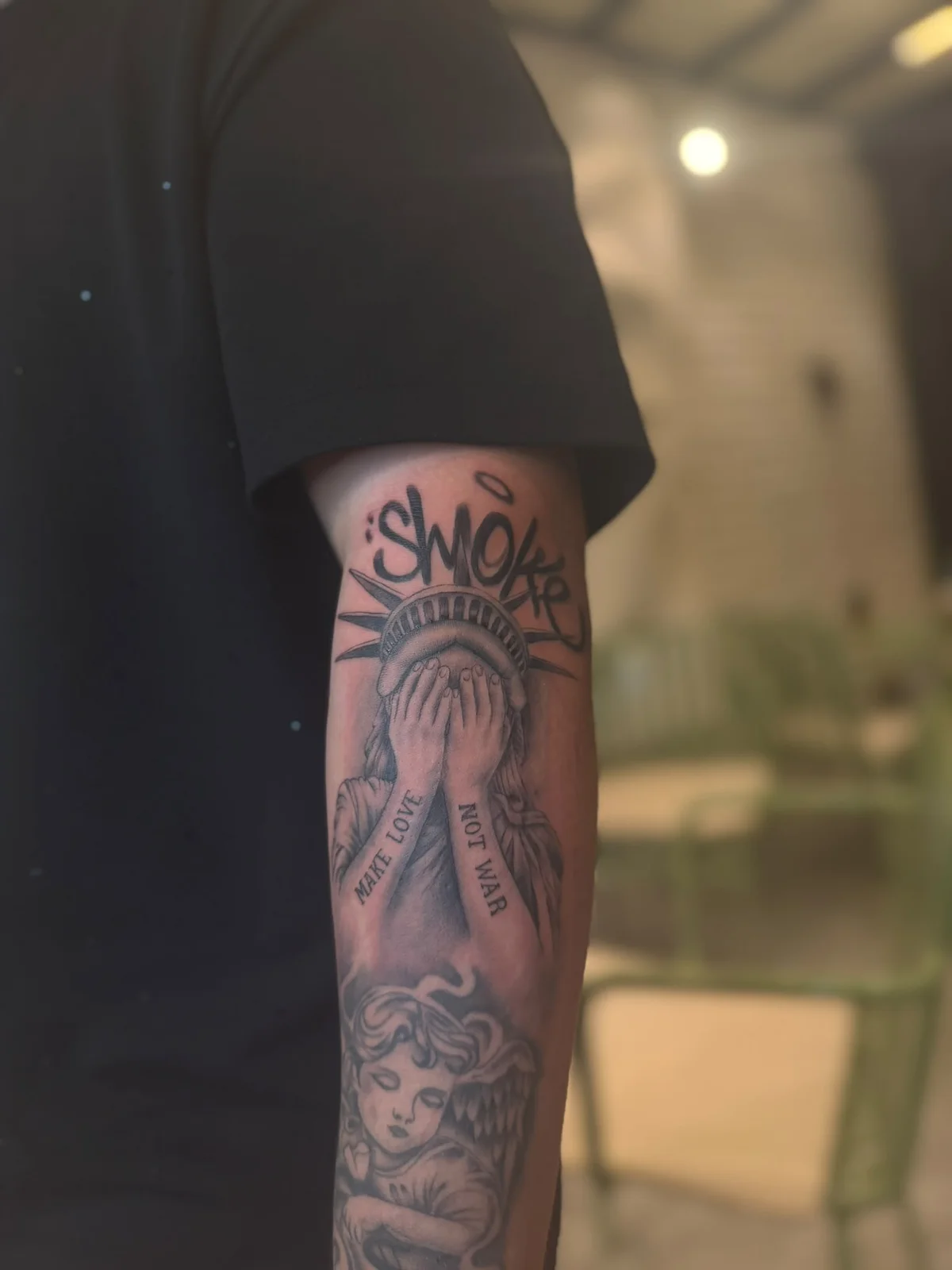 Tattoo station tarafından yapılan dövme: portre kompozisyonu